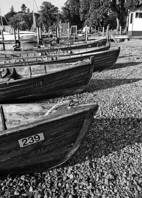 Ambleside boats B&W