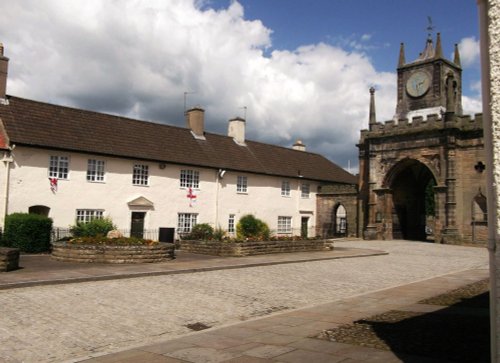 Castle Or Palace Entrance 19th June 2012
