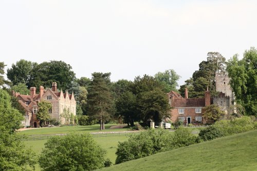 Greys Court seen from Rotherfield Greys