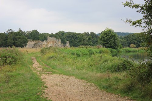 Waverley Abbey Approach