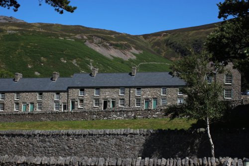 Llithfaen