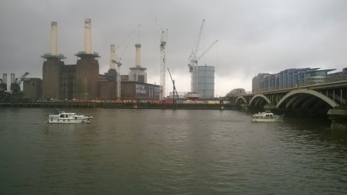 Battersea power station