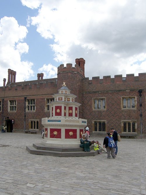 Hampton Court Palace