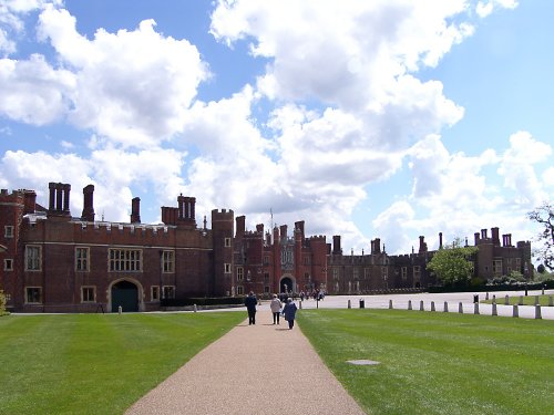 Hampton Court Palace & Gardens