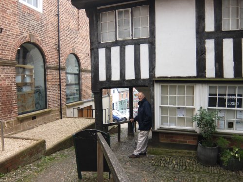 Bishop's Castle. House on Crutches