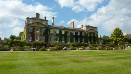 Bowood House & Gardens