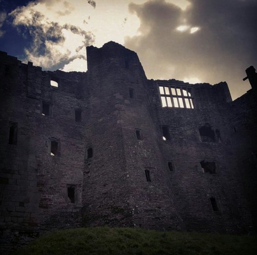 Raglan castle