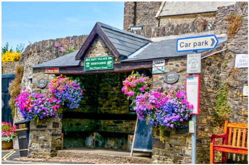 Berrynarbor bus stop