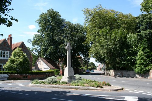 The war memorial and view down Oxford Road, Benson