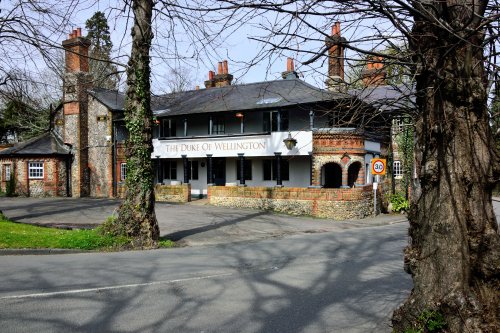 The Duke of Wellington Pub & Restaurant on the Corner of Ockham Road in East Horsley