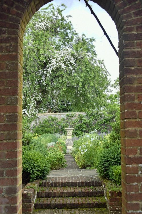 Woolbeding Garden, West Sussex