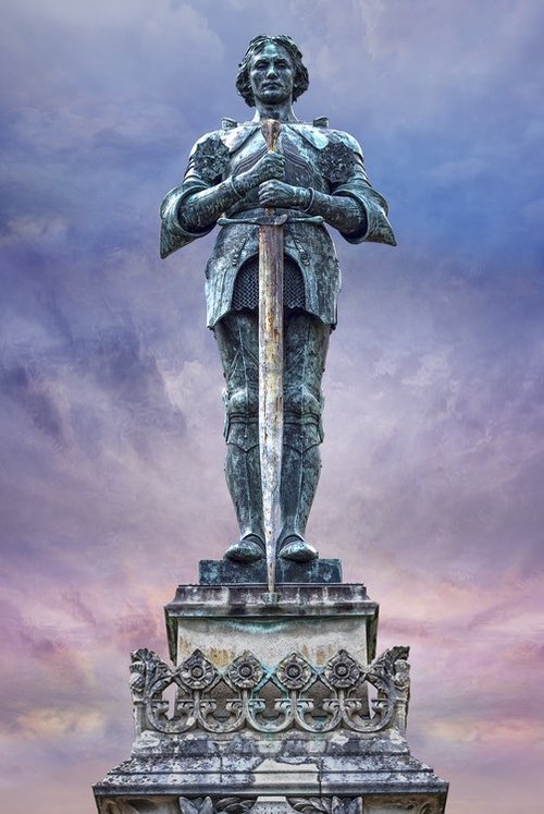 Statue of St. Edmund, Malvern College