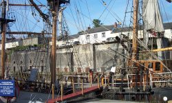 Sailing Ship Kaskelot in Charlestown Dock