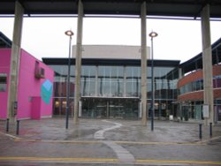 Milton Keynes theatre and art gallery(left), theatre district, Milton Keynes