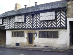 ALMONDBURY CONSERVATIVE CLUB, ALMONDBURY, HUDDERSFIELD, WEST YORKSHIRE