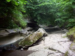 How Stean Gorge and Caves
