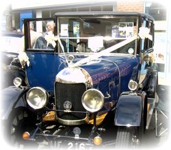 Wedding car (Morris?)