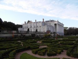 Oldway Mansion and parterre.