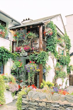 Where's the front door