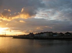 Sunset on the town wall