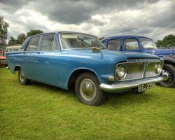 Appledore Village Carshow-2012