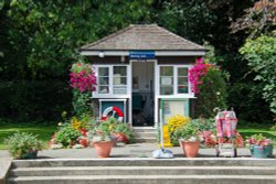 Lock keepers Cottage at Romney Lock, Windsor