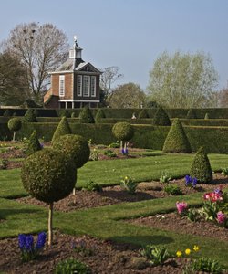 Westbury Court Gardens