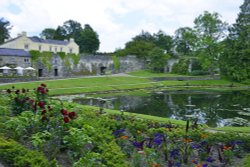 Aberglasney Garden