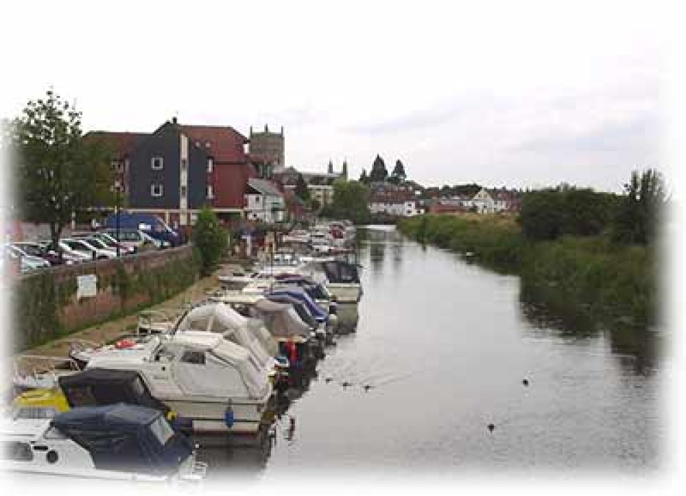 River Avon with the magnificent Tewkesbury Abbey visible in the background.