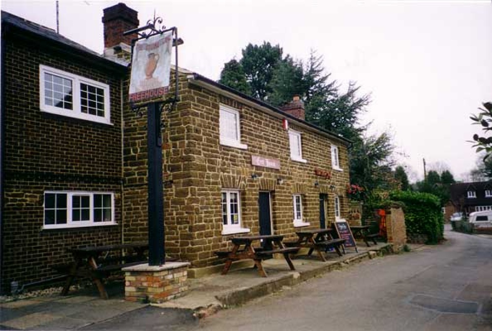 Stone Jug Pub, Clophill