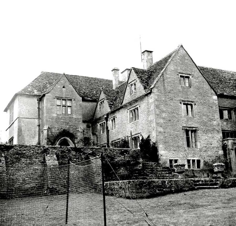 Daglingworth Manor School