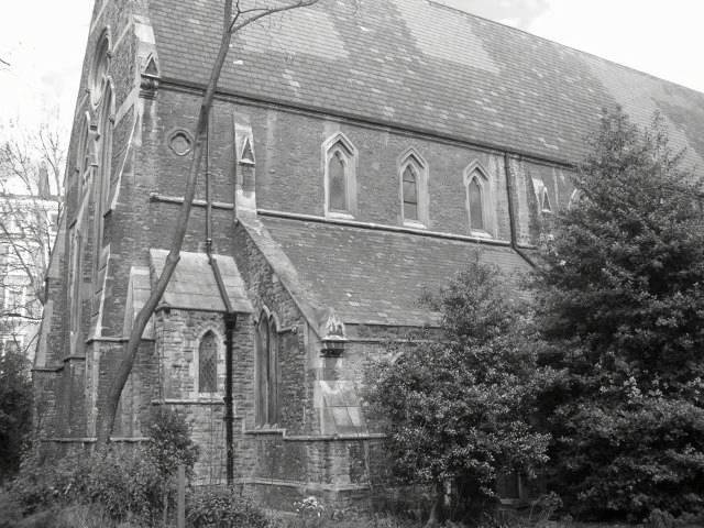 Photograph of A church just outside the Holiday Inn Kesington