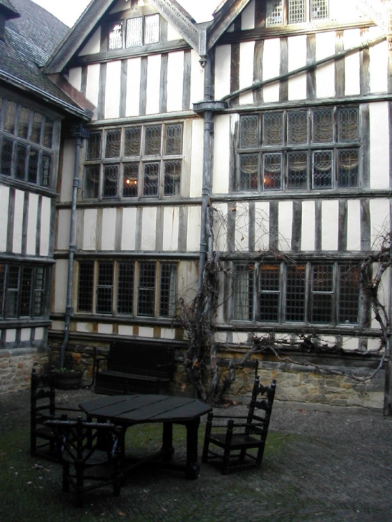 A picture of Hever Castle