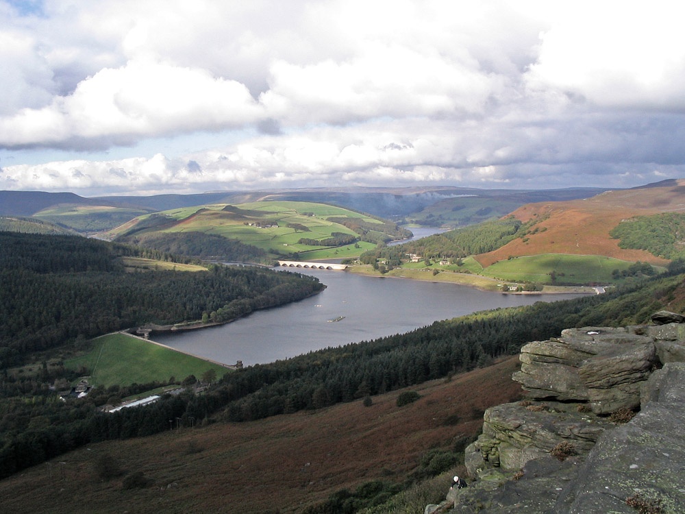 Stanage Edge, Derbyshire: view of Ladybower Reservoir