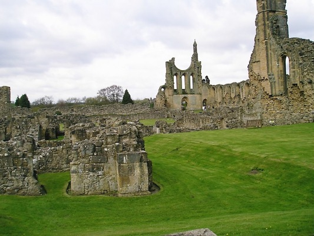 Photograph of Another view of this wonderful ruin... Yorkshire