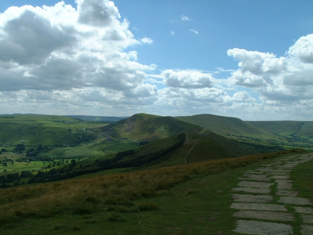 The great ridge at Castleton, Derbyshire