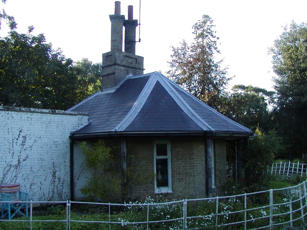 Photograph of Cottage at Yoxford A12