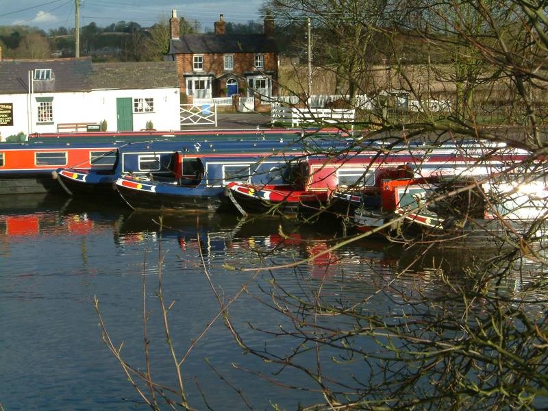 Canal boats at the junction