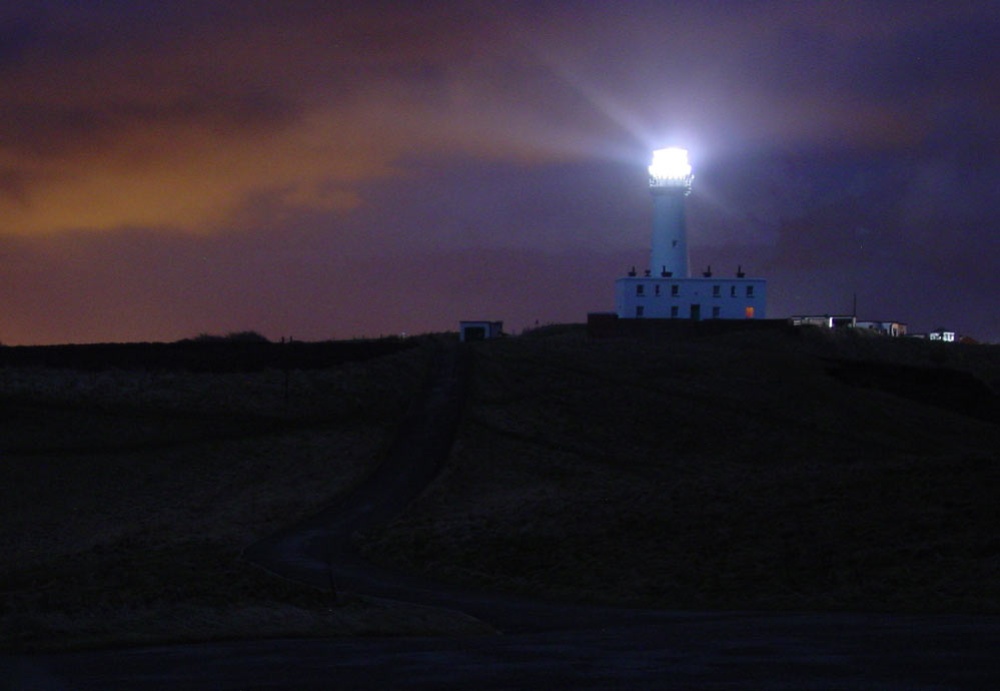 Flamborough lighthouse on a cold windy February evening 2005