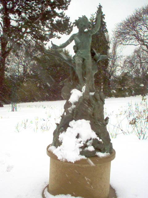 Botanical Gardens Statue 24th feb 2005
