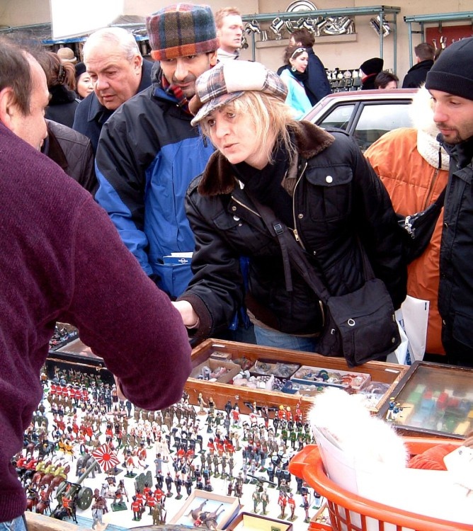 In search of a bargain at Notting Hill, London