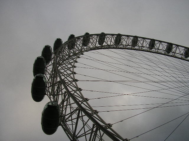 London Eye - Each pod holds 25 people
