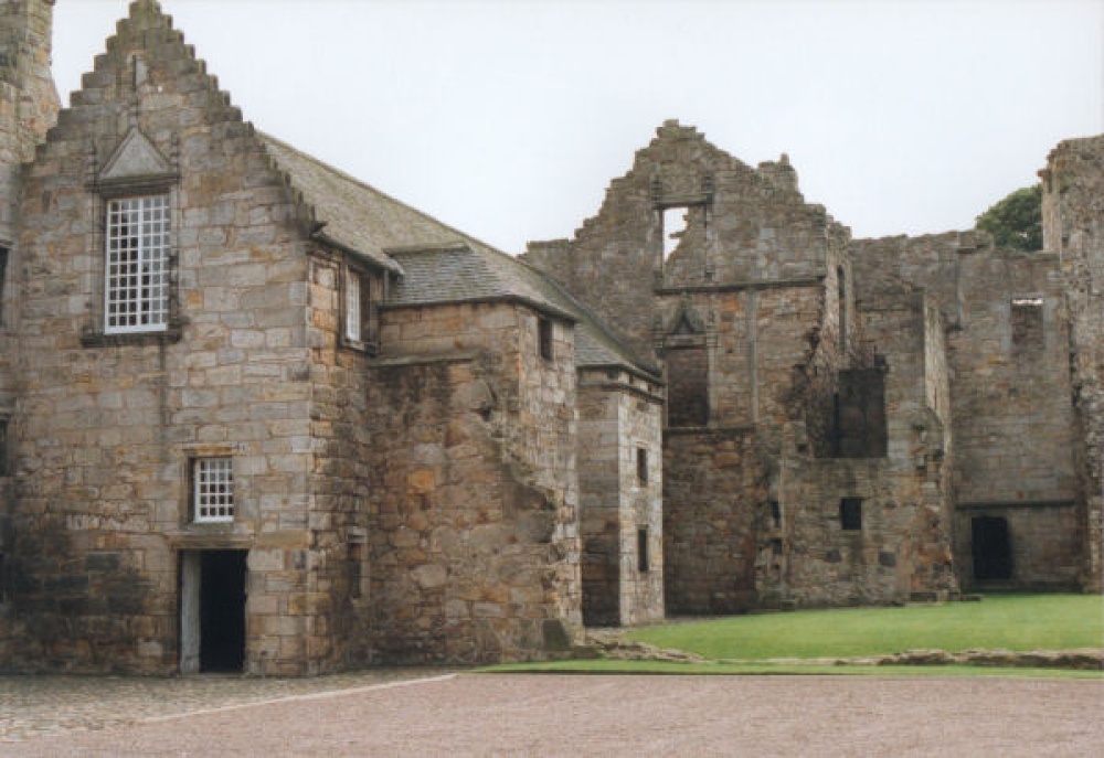 Aberdour Castle photo by Kevin Mccarthy