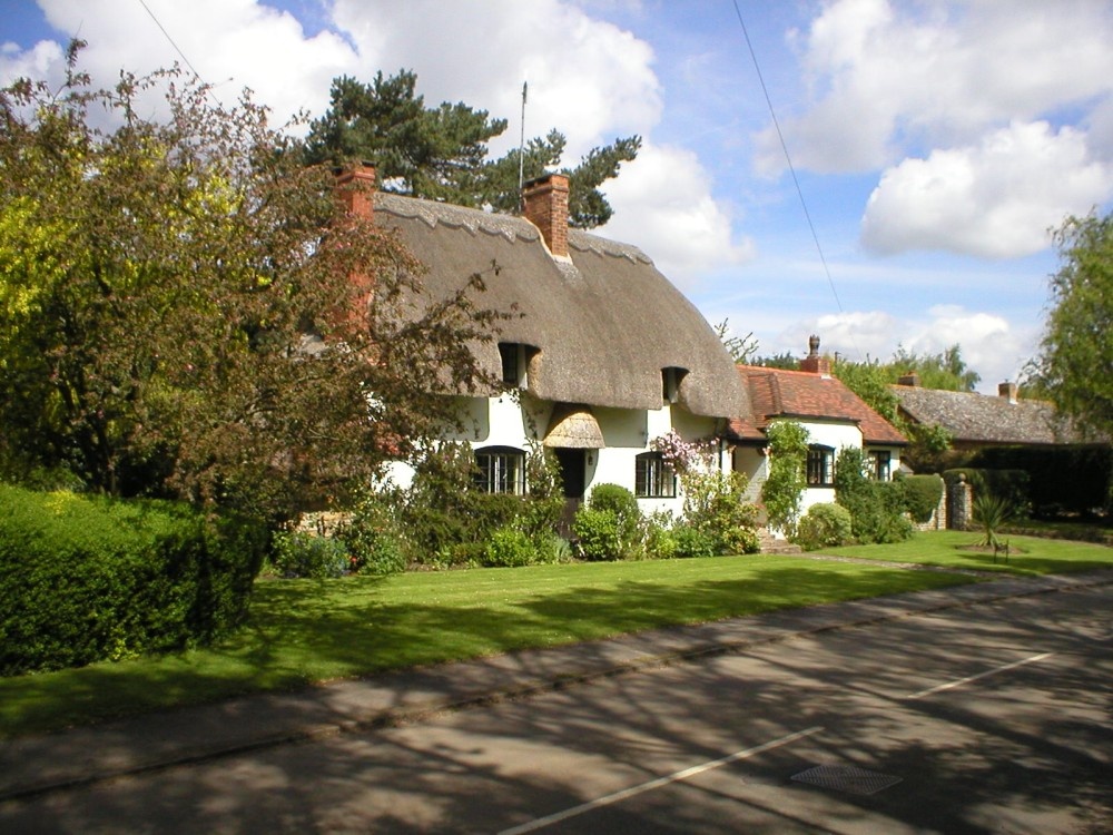 Photograph of Cottage at Luddington, Warwickshire