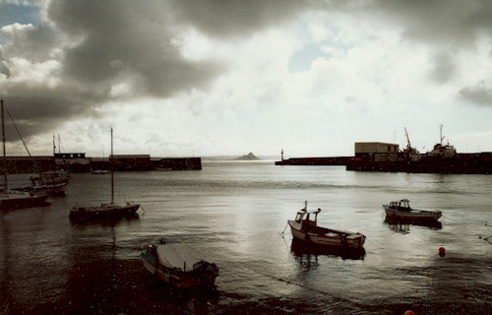 Penzance Harbour (St. Michael's Mount in the background): Penzance, Cornwall