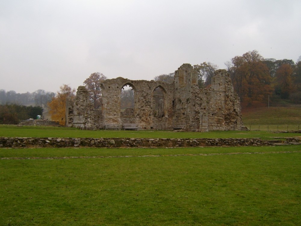 Easby Abbey near Richmond, North Yorkshire photo by Colin Gregory