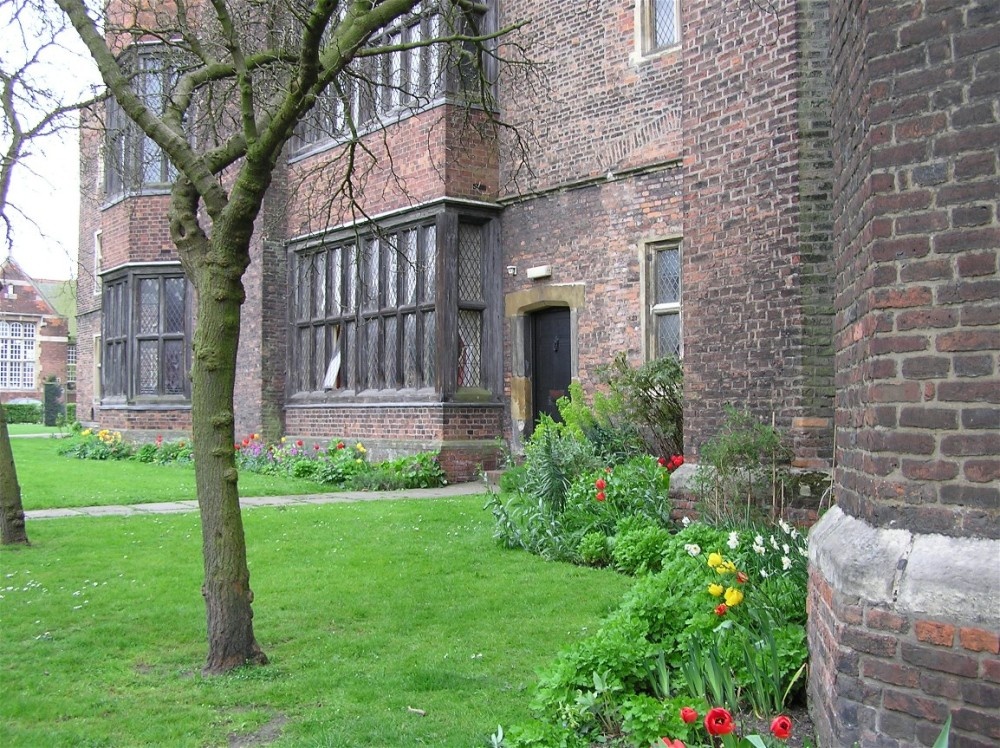 Gainsborough Old Hall photo by Tony Towers
