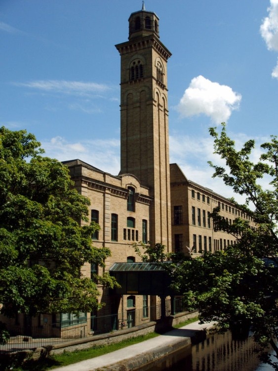 Saltaire Mills on the Leeds and Liverpool Canal, Saltaire.