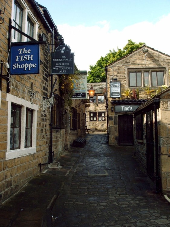Fish shop, Tino's and World's End Pub, Pudsey, West Yorkshire