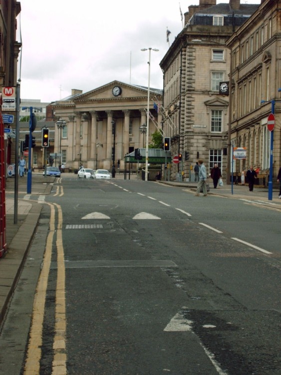 Looking up Northumberland Street towards the station.